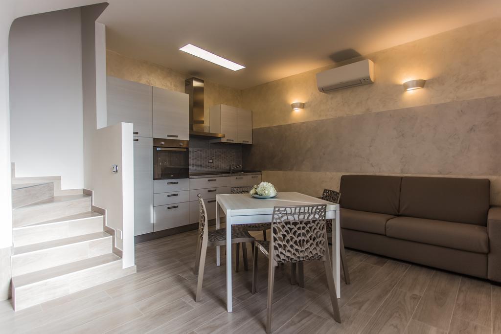 Lm House 01 Daire Lonato Dış mekan fotoğraf